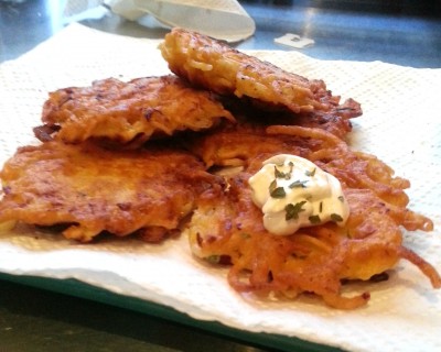 Shiksa Cooking: Latkes and Brisket